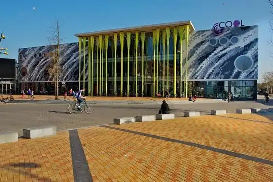 Buitenkant Schouwburg